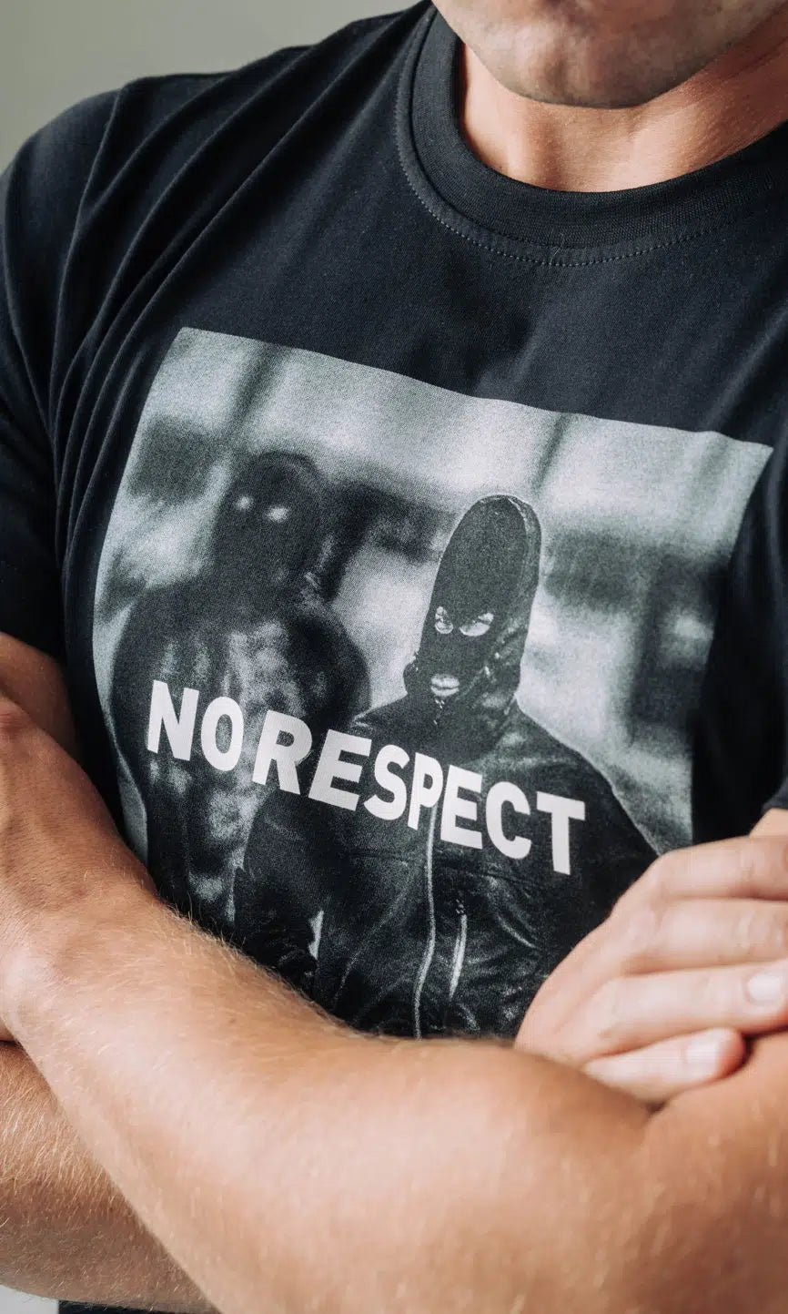 Hochwertiges T-Shirt "Lisabon" No Respect von PGwear mit einzigartigem "No Respect" Slogan-Aufdruck für Fußballfans und Ultras.